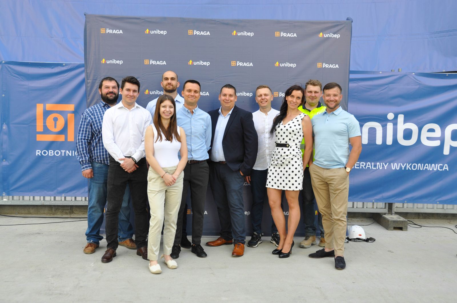 Wiecha zawisła na II etapie inwestycji Wola Gabriela w Warszawie